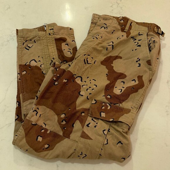 RE/DONE Camo Cargo Pants Size Medium - Picture 6 of 8